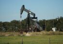 Prețul petrolului urcă puternic pe fondul tensiunilor din Orientul Mijlociu