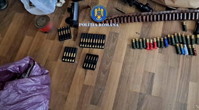 Percheziții într-un dosar de braconaj, arme și muniții, la Băneasa