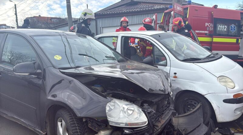 Accident rutier în Tulcea: O femeie de 62 de ani a fost scoasă din mașină de echipajul de descarcerare