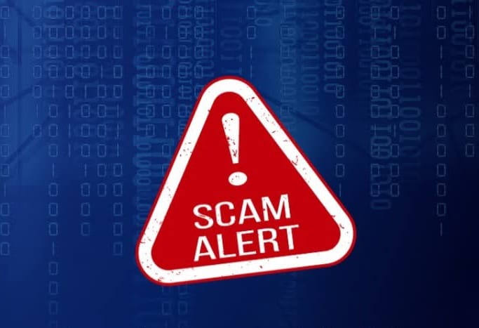 Atenție! O nouă metodă de fraudă prin SMS în numele Poștei Române