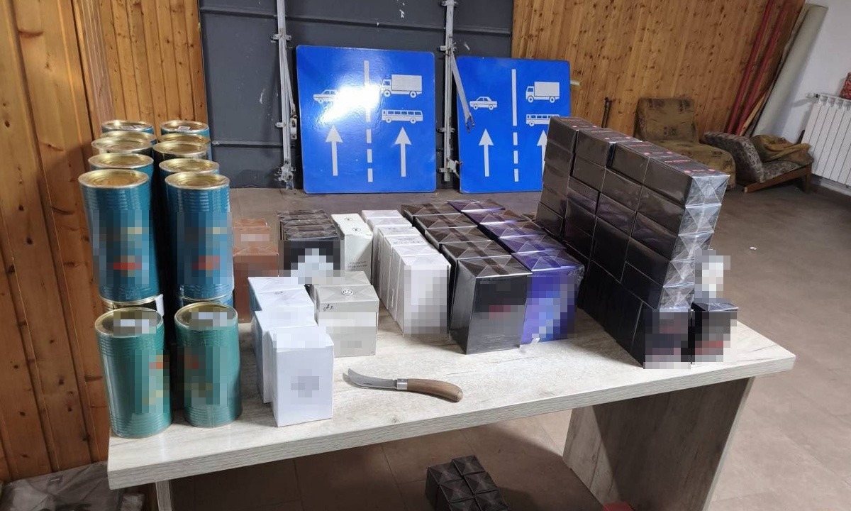 Bunuri contrafăcute de peste 200.000 de lei, descoperite de polițiștii de frontieră constănțeni