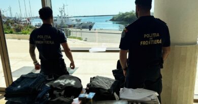 Produse „de firmă”, ridicate de polițiști la Mangalia. Valoarea depășește 100.000 de lei