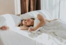 5 obiceiuri simple care te ajută să dormi mai bine