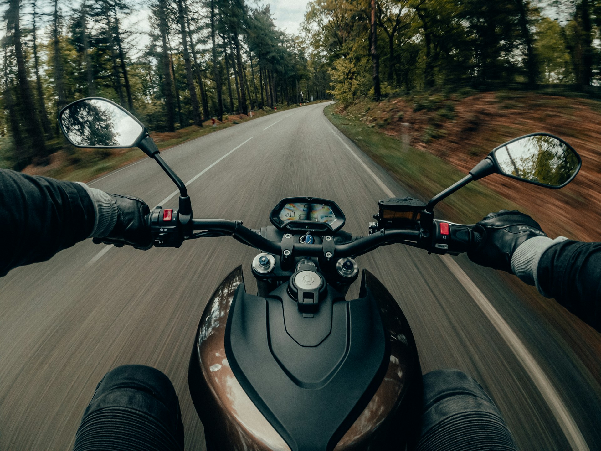 Sezonul moto a început. Recomandările autorităților pentru prevenirea accidentelor