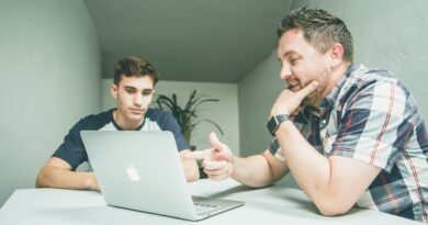 Ucenicia la locul de muncă: sprijin financiar pentru angajatori și șanse reale pentru viitorii profesioniști