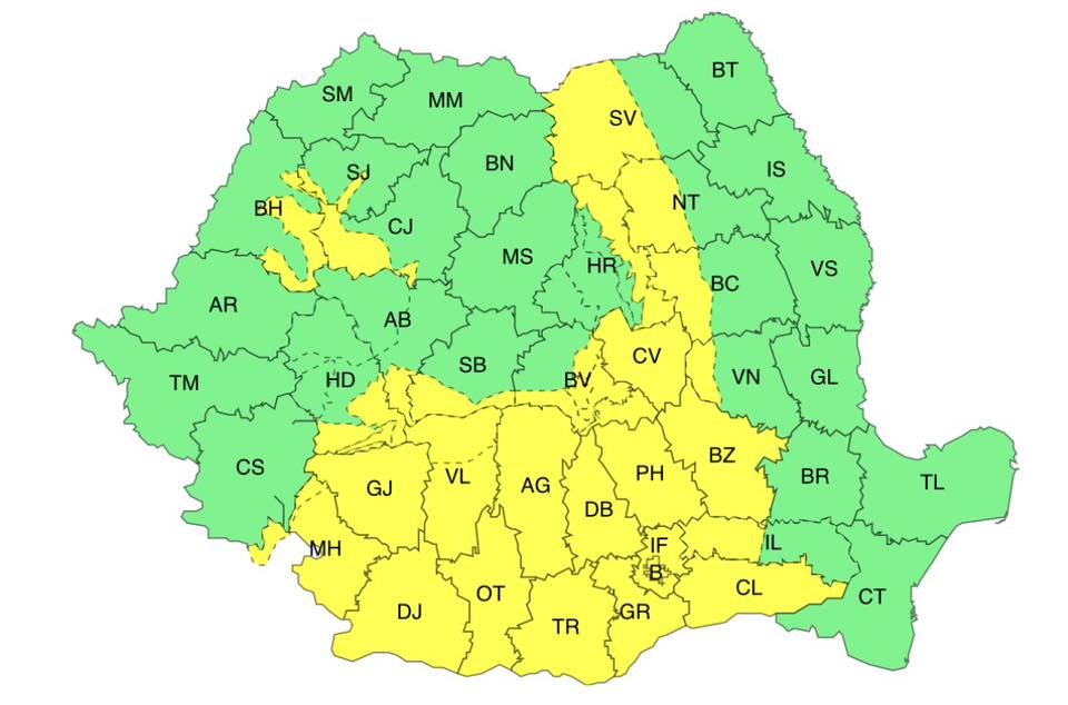 Vreme severă în mai multe regiuni ale țării. Averse torențiale, vijelii și grindină
