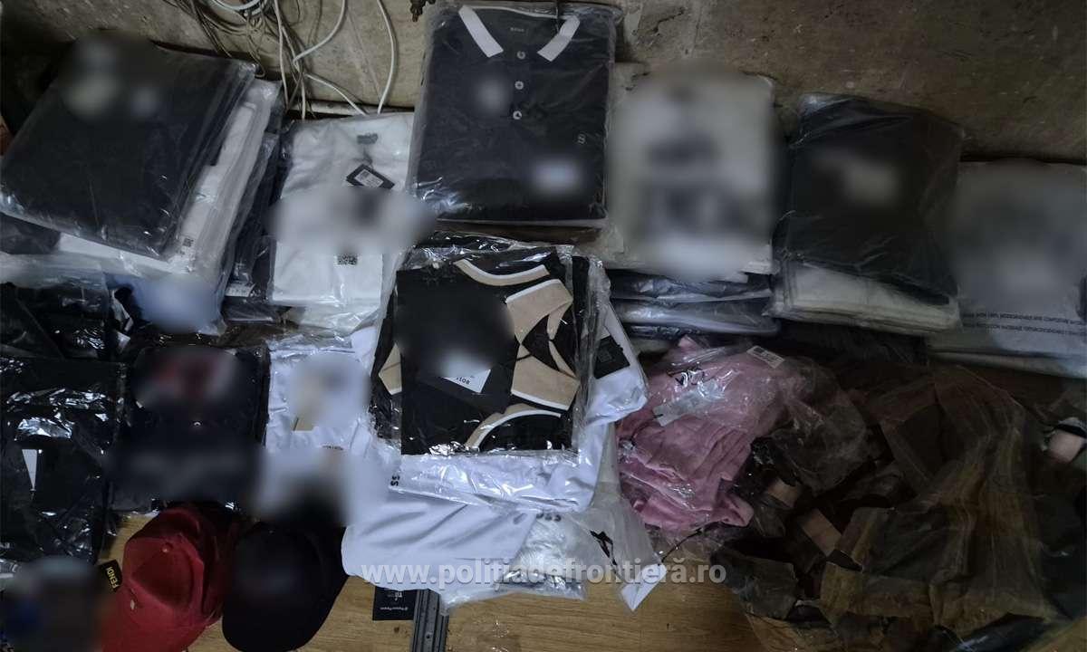 Captură de peste 3.600 de produse suspecte de contrafacere, în autocare venite din Turcia. Marfa valorează peste 800.000 de lei