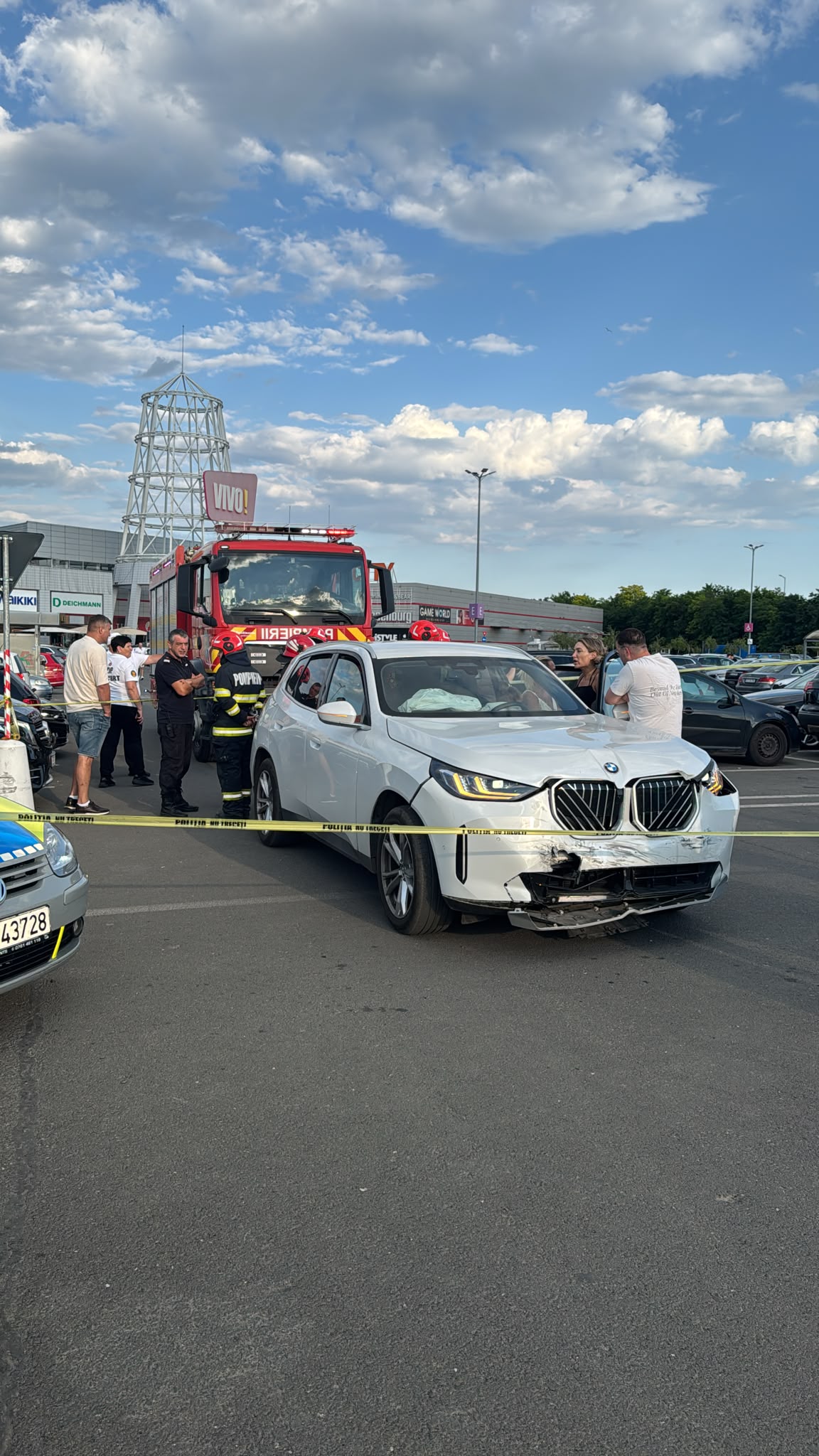 Accident în parcarea VIVO! O persoană a ajuns la spital