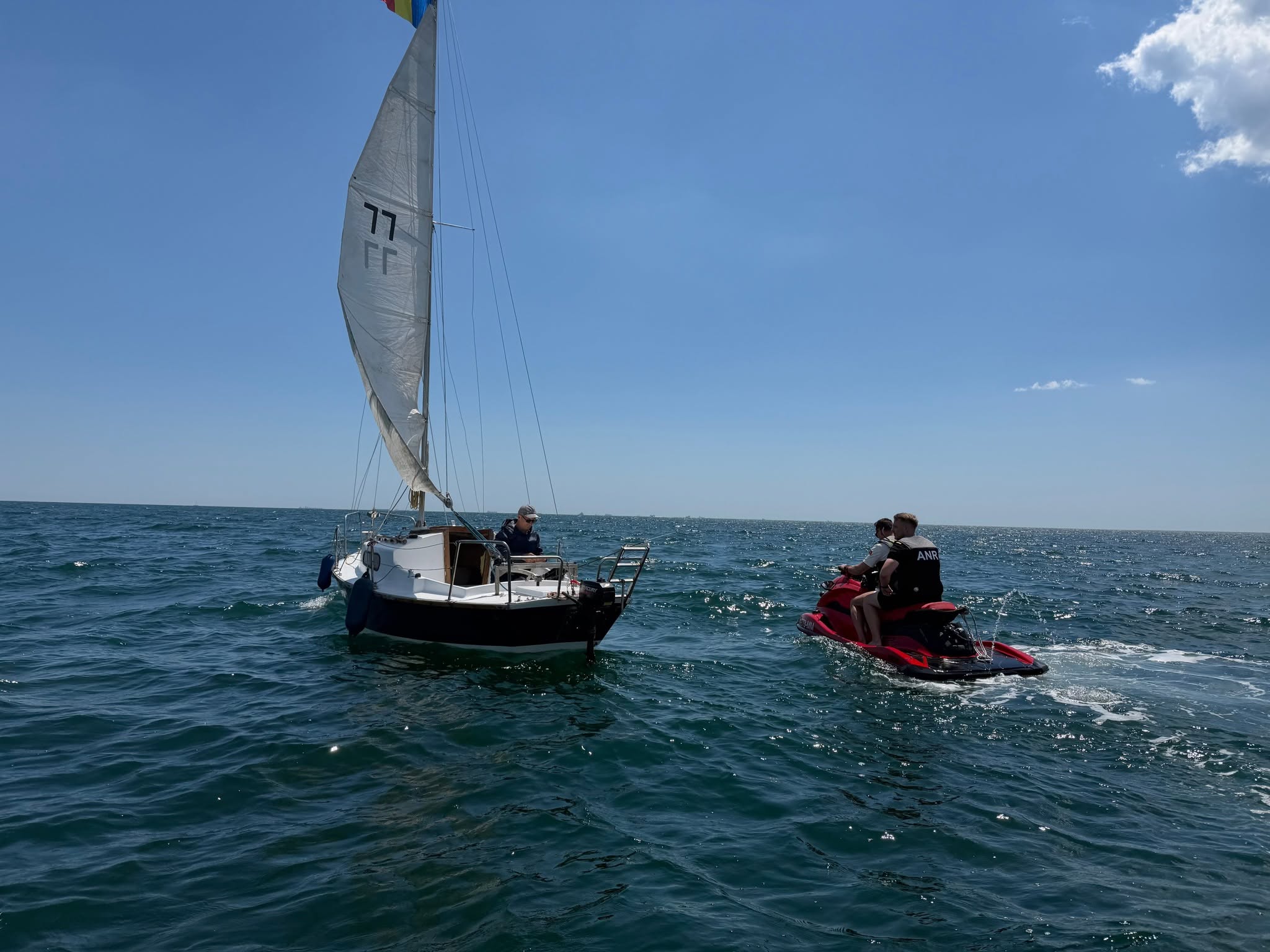 Controale în zonele de agrement nautic. Conducători fără permis sau băuți, veste de salvare lipsă și amenzi usturătoare