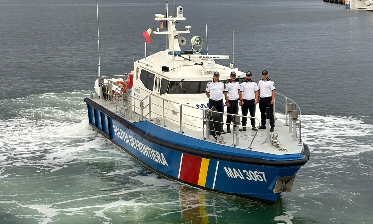 Polițiștii de frontieră români au salvat 414 persoane din Marea Mediterană în misiunile FRONTEX