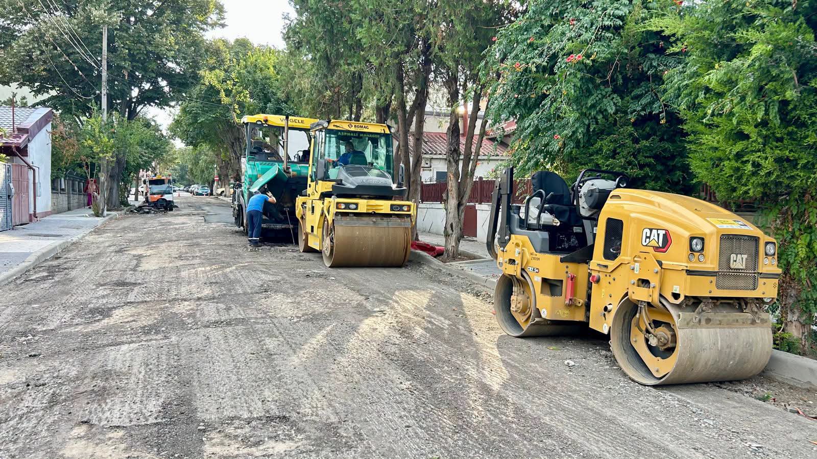 Trafic închis pe strada Dorobanților din Constanța. Lucrări de asfaltare în Faleza Nord