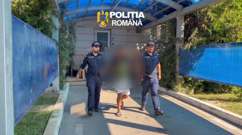 A intrat în două case din Negru Vodă în aceeași zi. Un bărbat de 37 de ani, arestat preventiv
