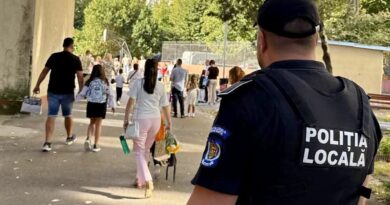 Polițiștii locali, mobilizați în jurul școlilor din Constanța. Măsuri speciale la începutul noului an școlar