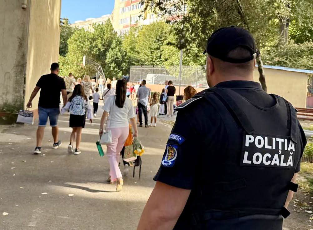 Polițiștii locali, mobilizați în jurul școlilor din Constanța. Măsuri speciale la începutul noului an școlar