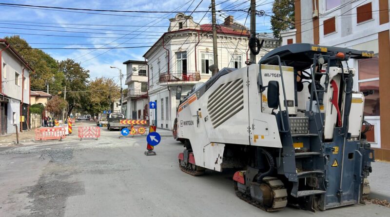 Restricții totale de circulație pe strada Ion Lahovari din Constanța. Lucrările continuă toată săptămâna